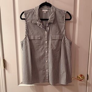 J. Jill Black and White Striped Sleeveless Button-Down Top